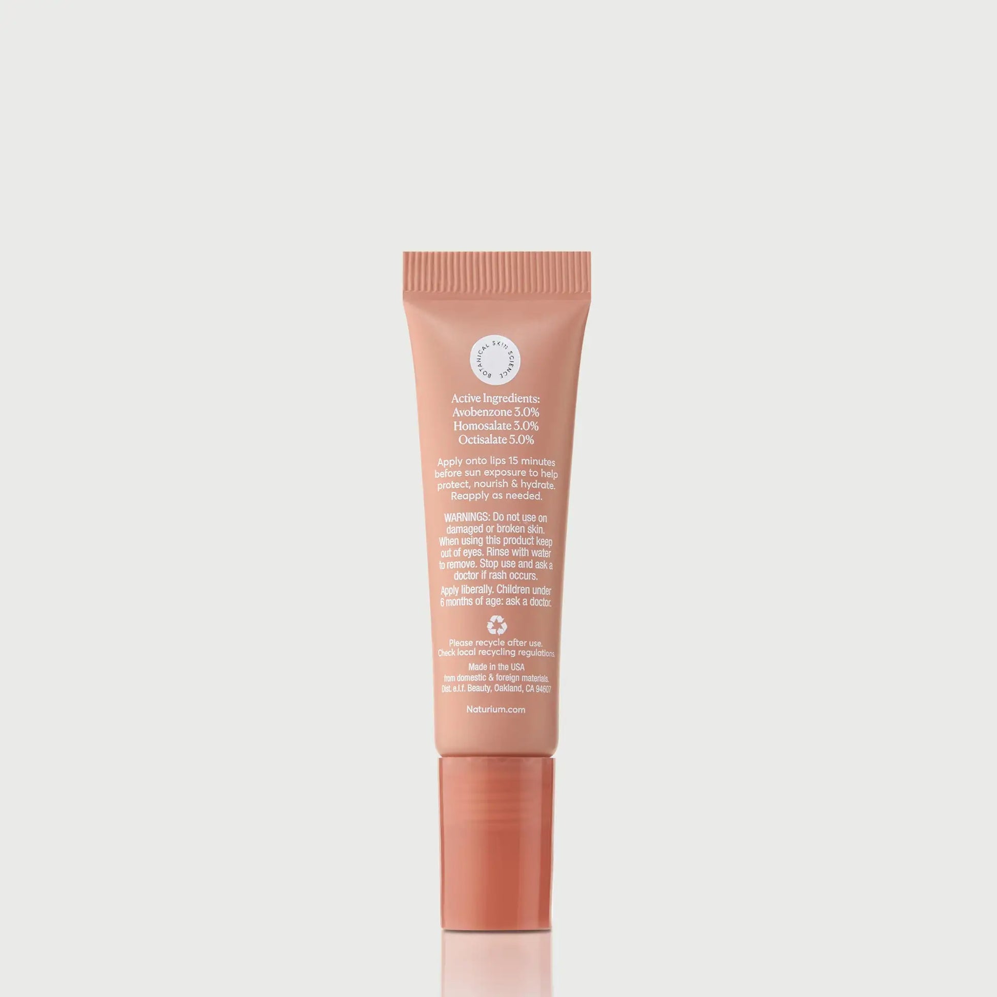 phyto-glow-lip-balm-spf-45-getaway-w7 NATR-10126_PhytoGlow_SPF_Getaway_primary_capon_back_bonebkgd_1.webp