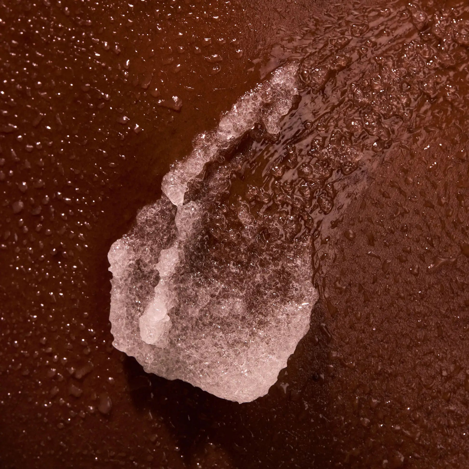 the-glow-getter-multi-oil-body-scrub-p9 NATR-40028-Alt-Image-TheGlowGetterMulti-OilBodyScrub-08.webp
