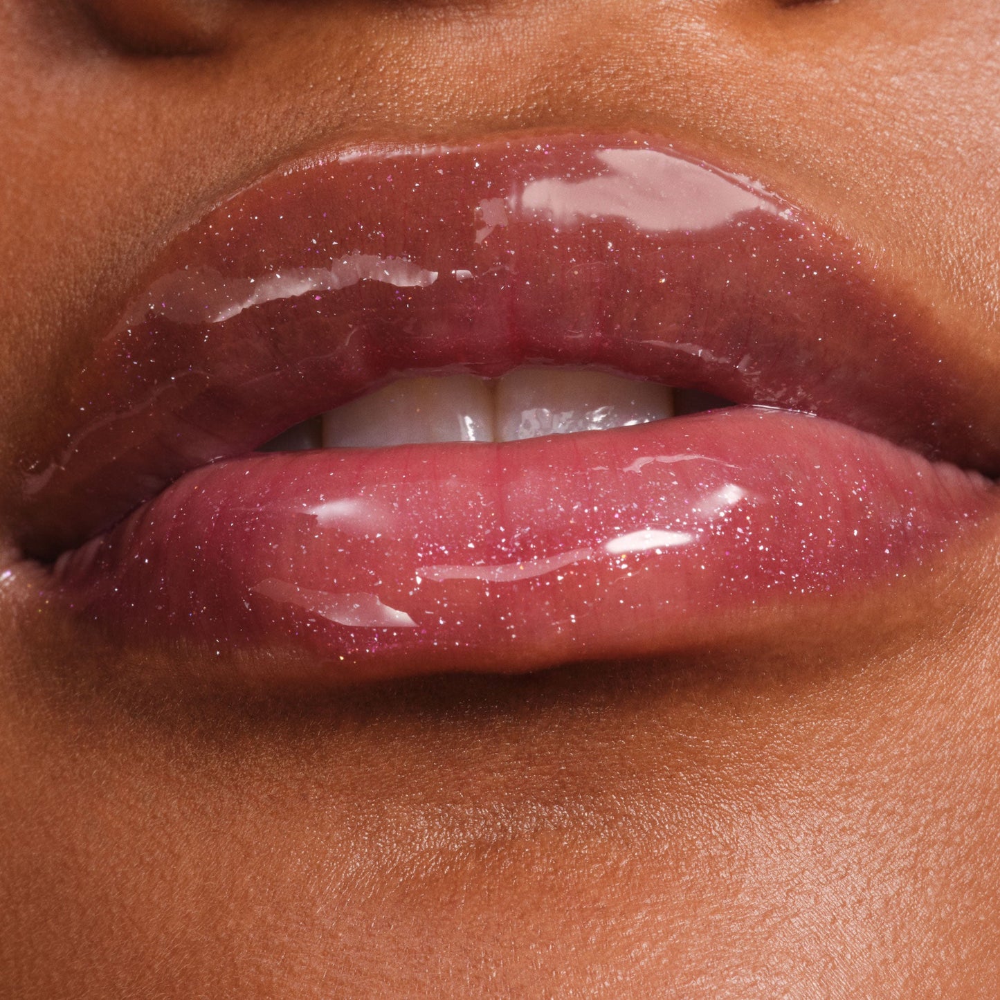 phyto-glow-lip-balm-shimmer-solar-l1 NATR-60145-Phyto-Glow-Lip-Hover-Solar.jpg
