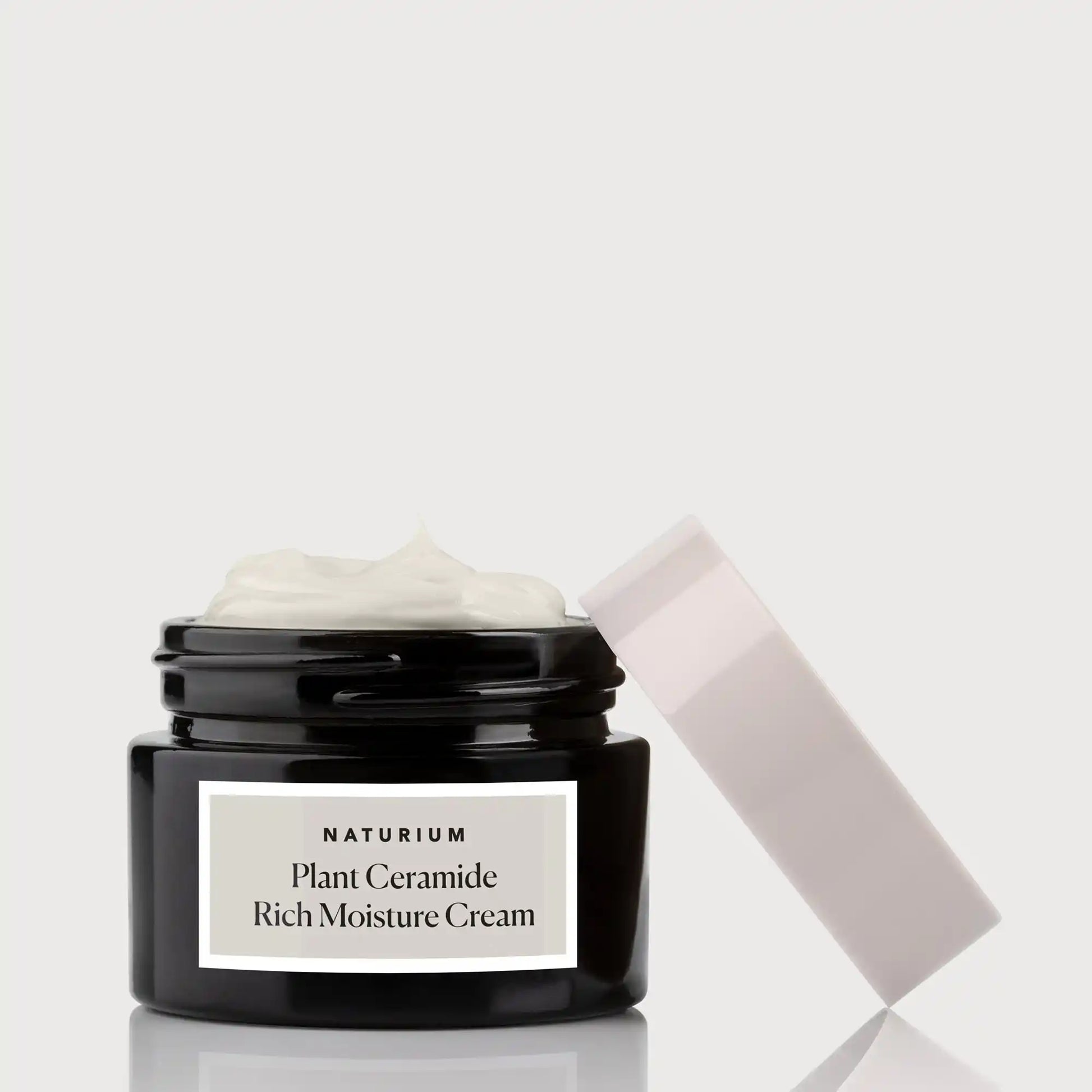 plant-ceramide-rich-moisture-cream-r0 NATR_Catalog_PCRM-Cream-CapOff.webp