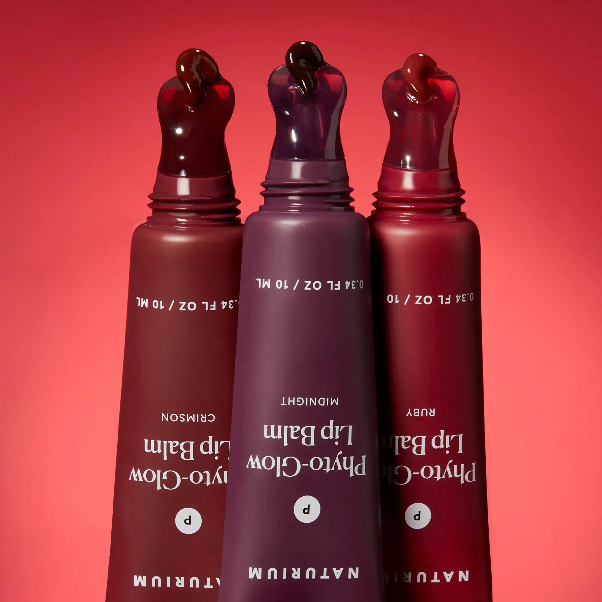 phyto-glow-lip-balm-ruby-u1 phytoglow-moody_6357-crop_1.webp