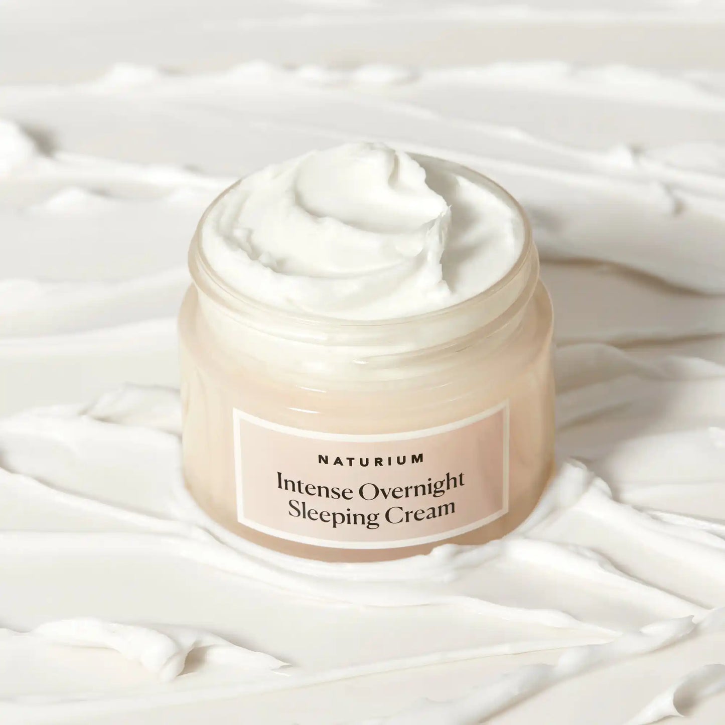 intense-overnight-sleeping-cream-d9 sleepingcream_0880-crop_1.webp